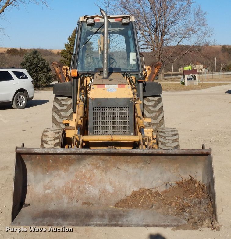 image for item DF5895 Ford 575D backhoe