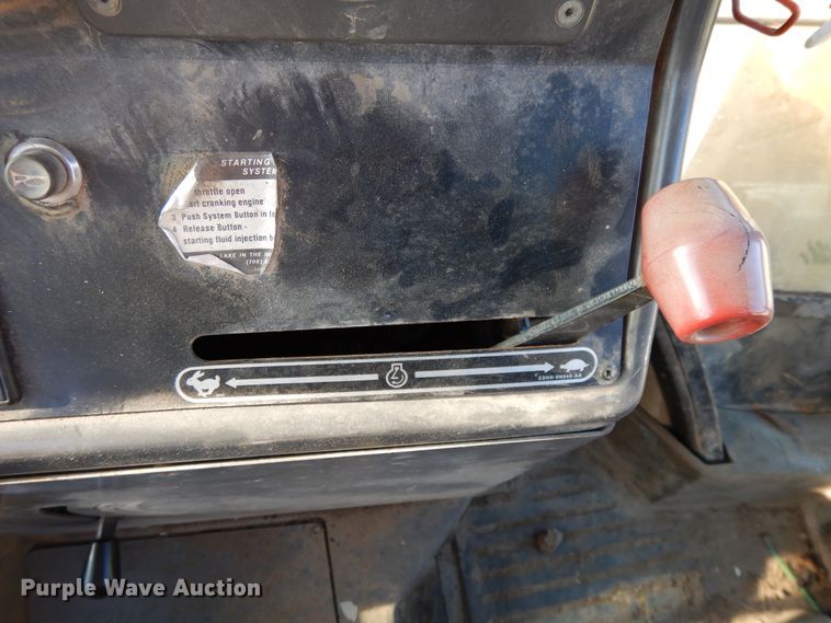 image for item DF5895 Ford 575D backhoe