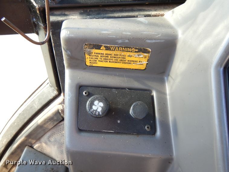 image for item DF5895 Ford 575D backhoe