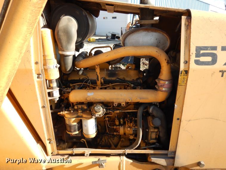 image for item DF5895 Ford 575D backhoe