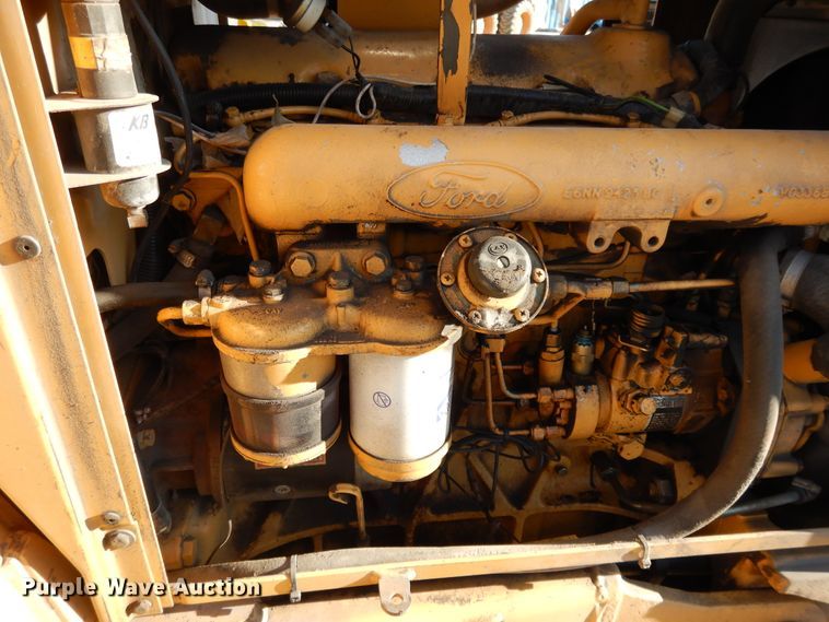 image for item DF5895 Ford 575D backhoe