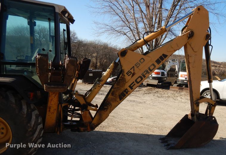 image for item DF5895 Ford 575D backhoe
