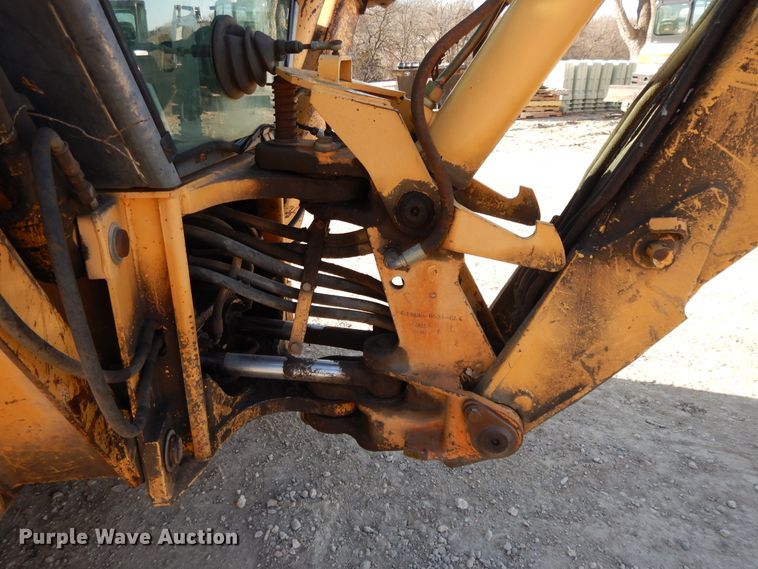 image for item DF5895 Ford 575D backhoe