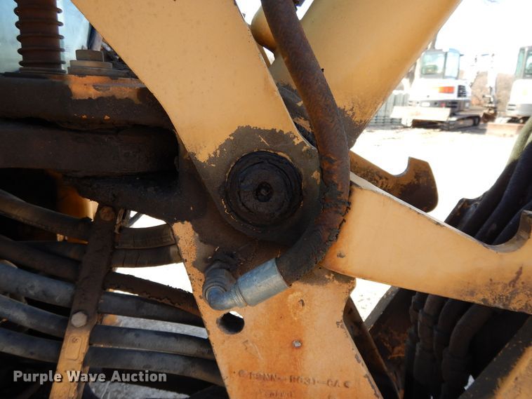 image for item DF5895 Ford 575D backhoe