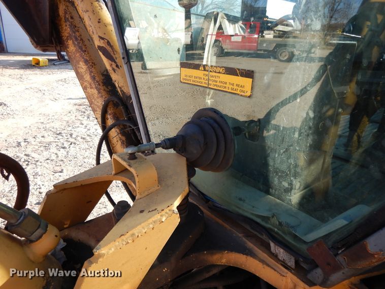 image for item DF5895 Ford 575D backhoe