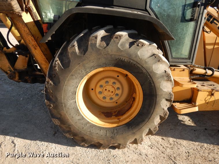 image for item DF5895 Ford 575D backhoe