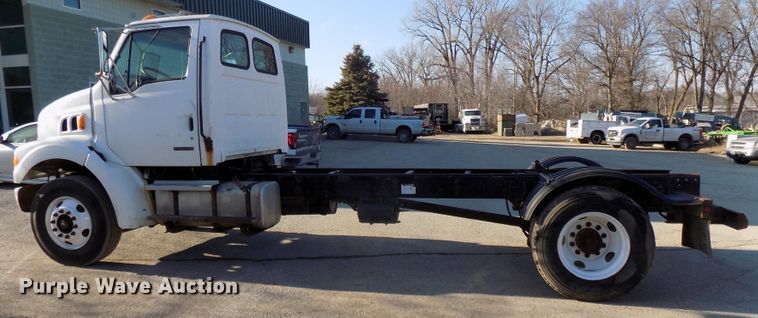image for item DG2530 1999 Sterling L-Line truck cab and chassis