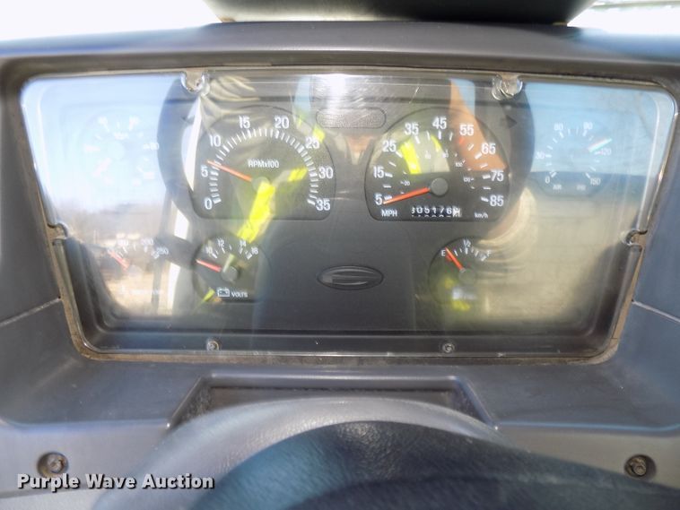 image for item DG2530 1999 Sterling L-Line truck cab and chassis