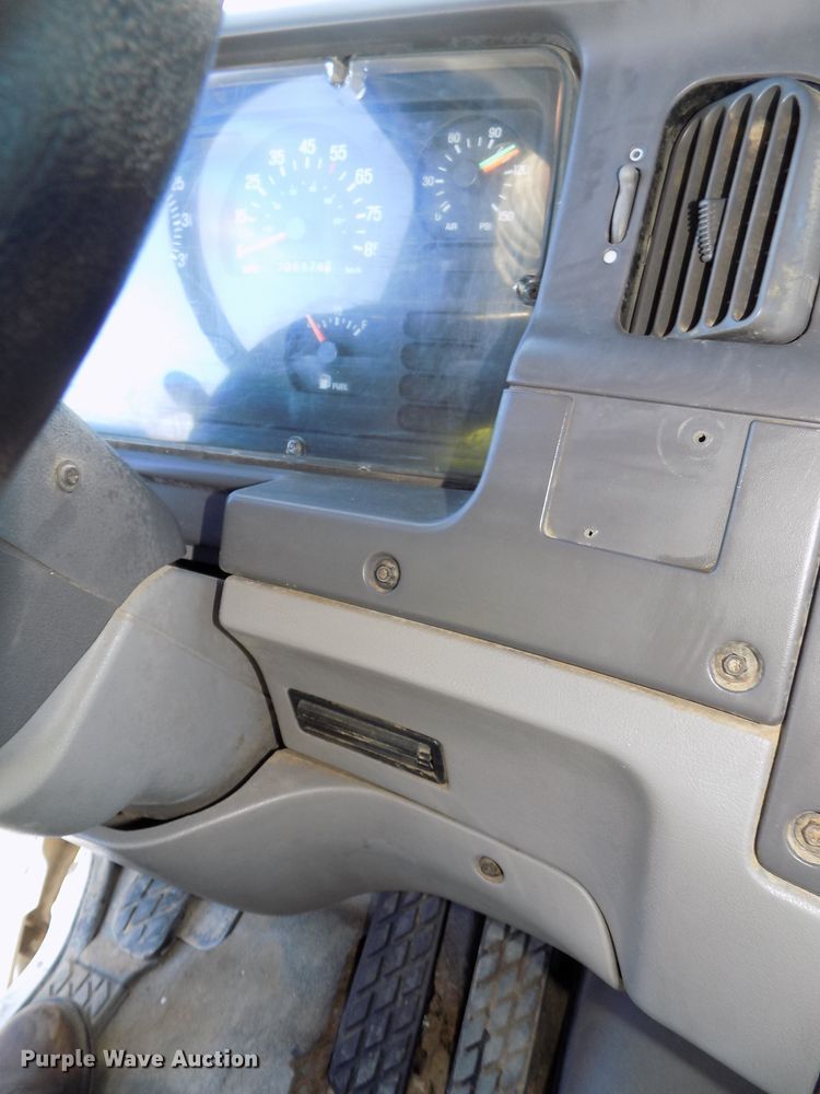 image for item DG2530 1999 Sterling L-Line truck cab and chassis