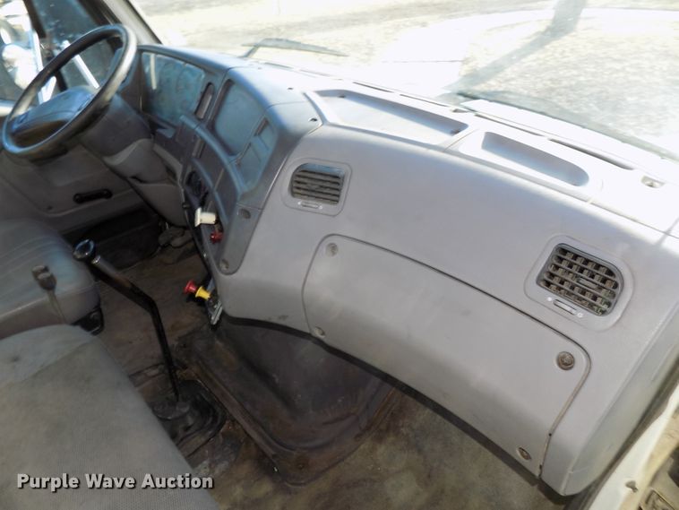 image for item DG2530 1999 Sterling L-Line truck cab and chassis