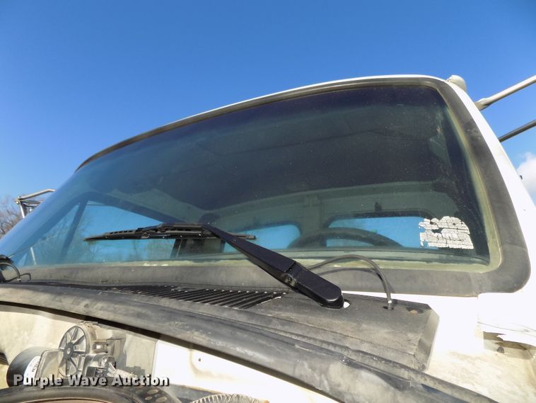 image for item DG2530 1999 Sterling L-Line truck cab and chassis