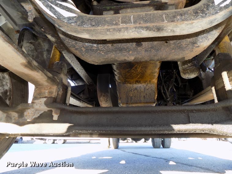 image for item DG2530 1999 Sterling L-Line truck cab and chassis