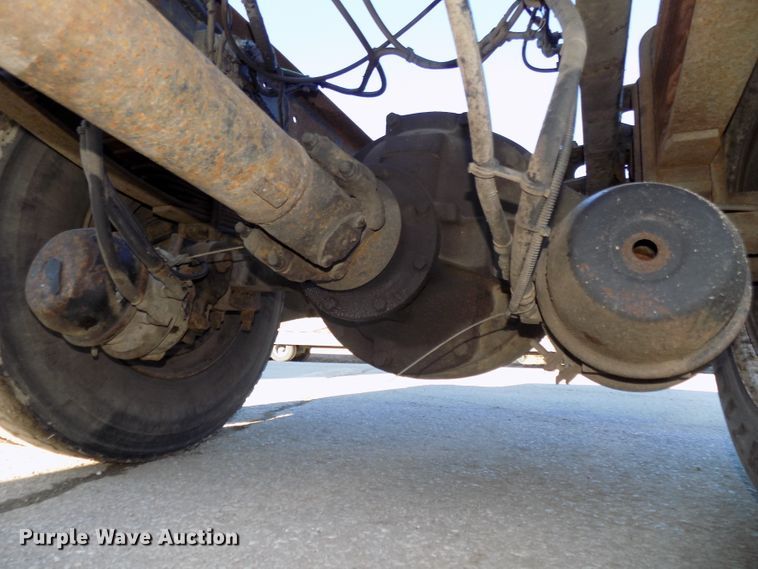 image for item DG2530 1999 Sterling L-Line truck cab and chassis