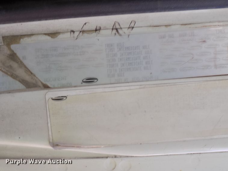 image for item DG2530 1999 Sterling L-Line truck cab and chassis