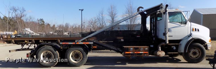 image for item DG2531 2000 Sterling L-Line roll-off container truck