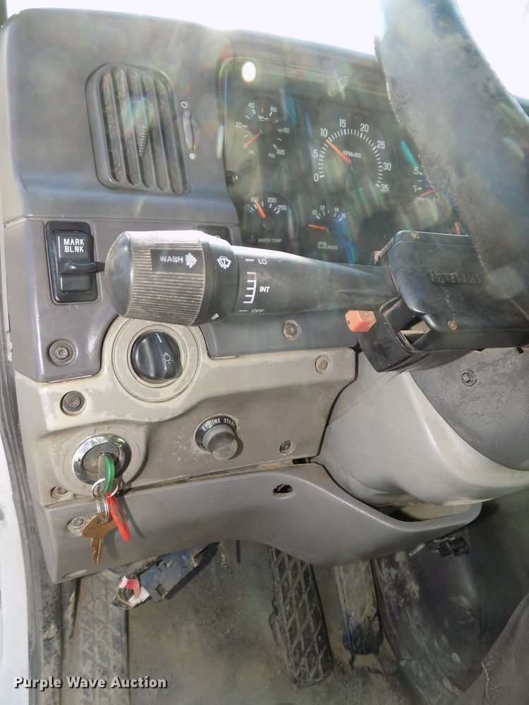 image for item DG2531 2000 Sterling L-Line roll-off container truck