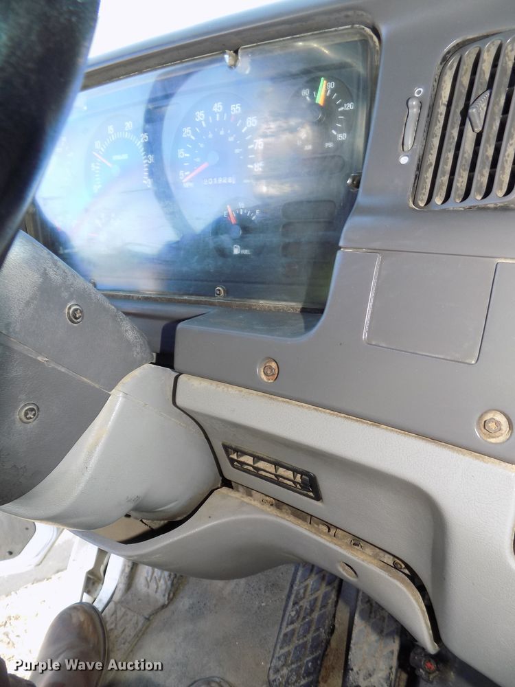 image for item DG2531 2000 Sterling L-Line roll-off container truck