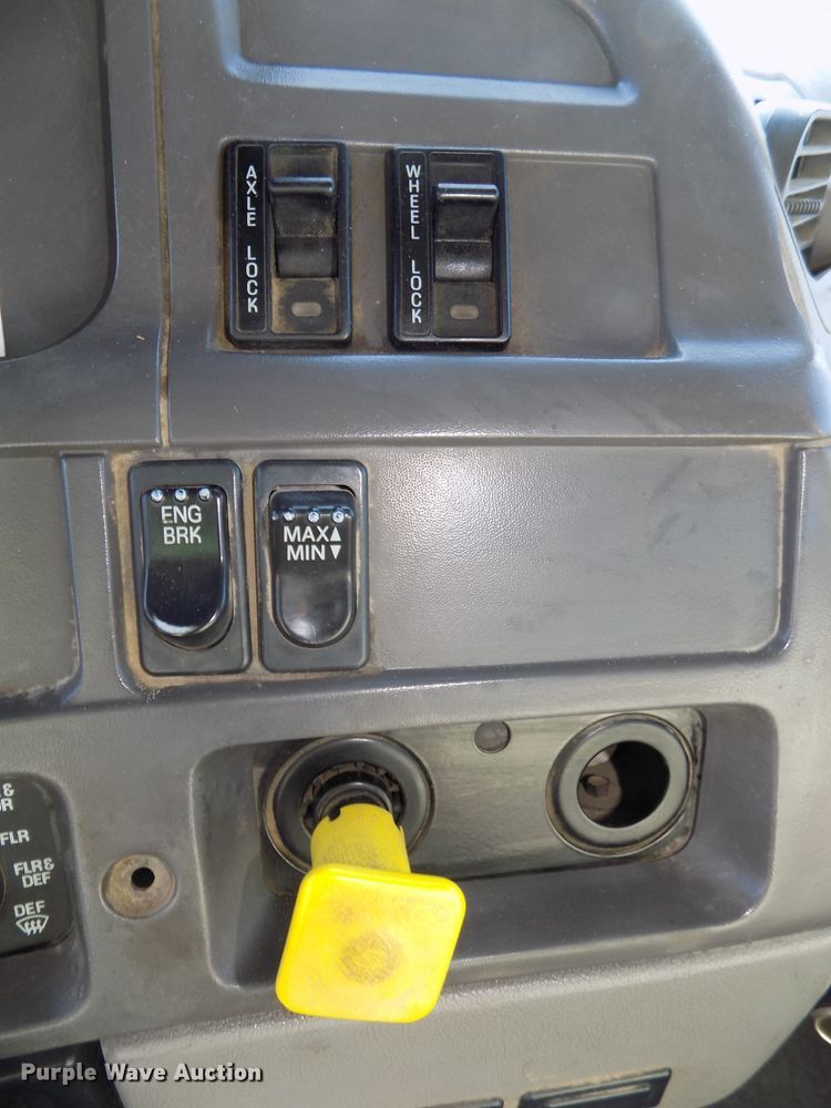 image for item DG2531 2000 Sterling L-Line roll-off container truck