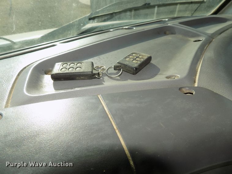 image for item DG2531 2000 Sterling L-Line roll-off container truck