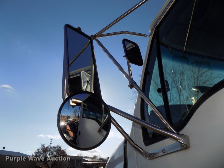 image for item DG2531 2000 Sterling L-Line roll-off container truck