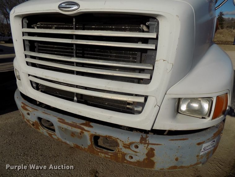 image for item DG2531 2000 Sterling L-Line roll-off container truck