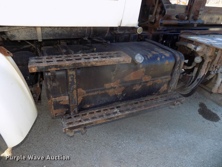 image for item DG2531 2000 Sterling L-Line roll-off container truck