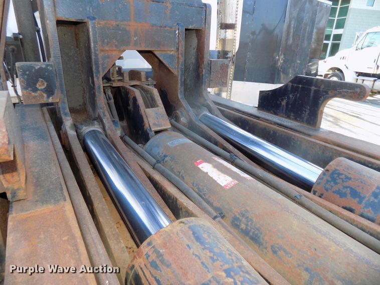 image for item DG2531 2000 Sterling L-Line roll-off container truck