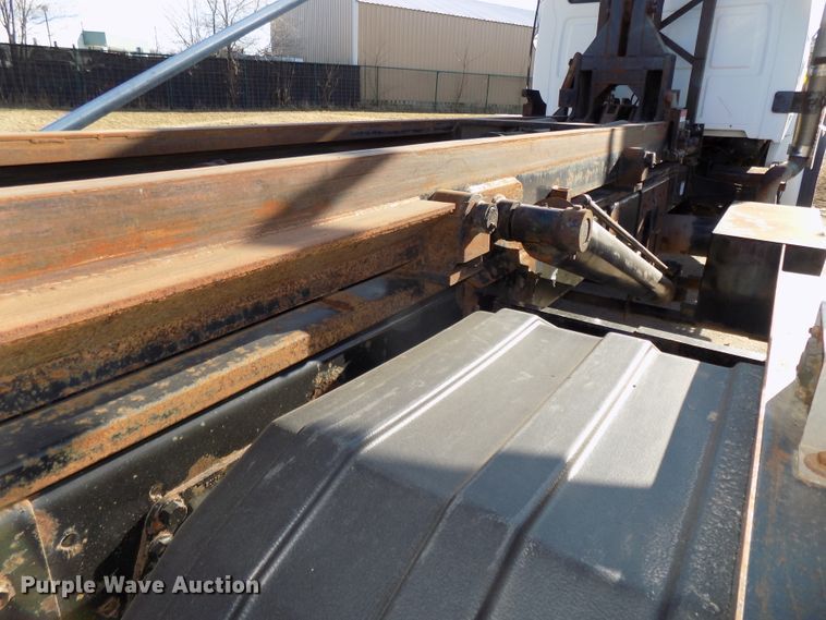 image for item DG2531 2000 Sterling L-Line roll-off container truck