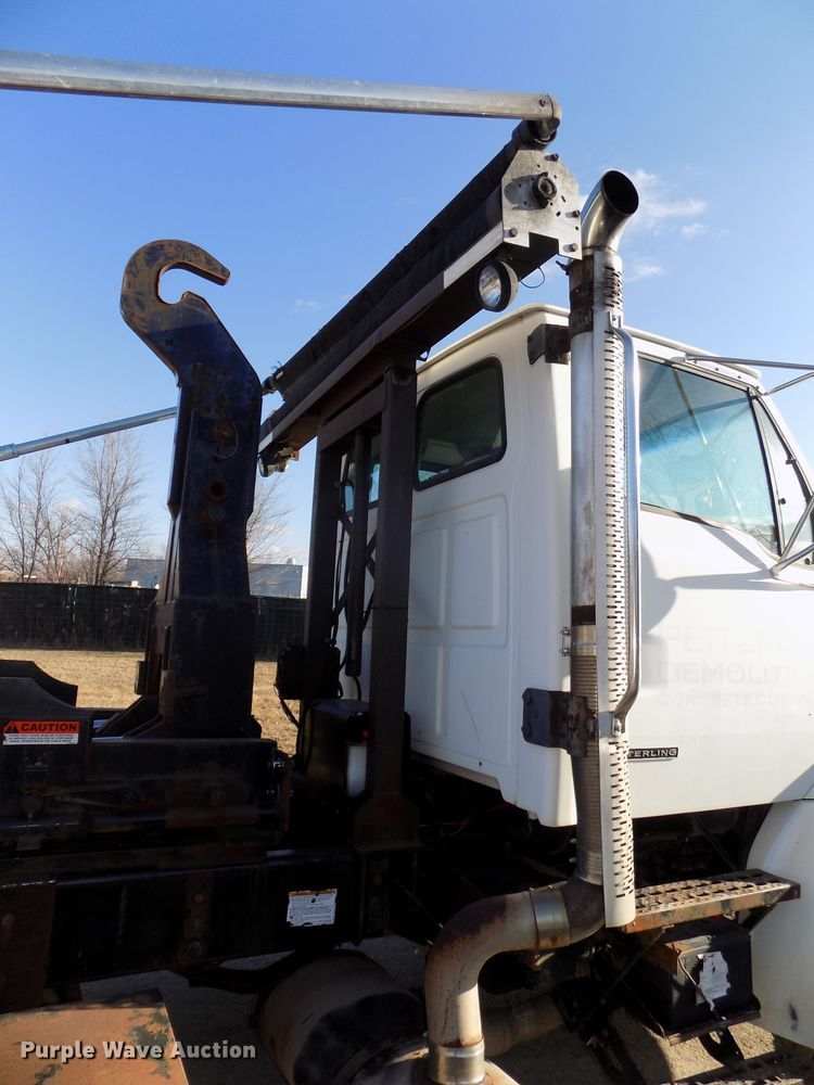 image for item DG2531 2000 Sterling L-Line roll-off container truck