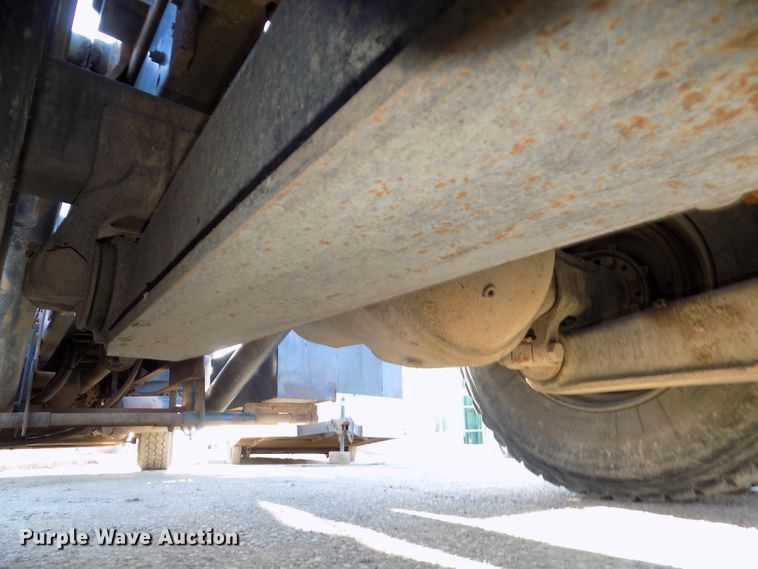 image for item DG2531 2000 Sterling L-Line roll-off container truck