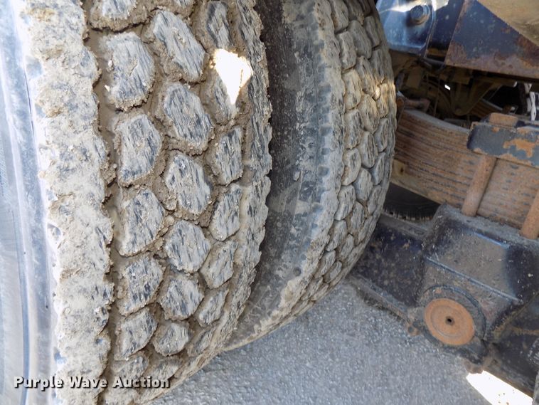 image for item DG2531 2000 Sterling L-Line roll-off container truck