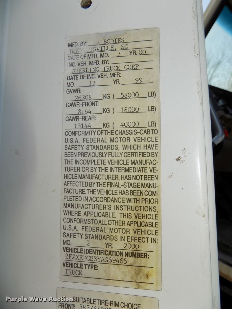 image for item DG2531 2000 Sterling L-Line roll-off container truck