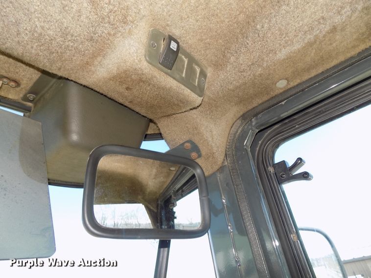 image for item DG2540 1999 Komatsu WA320-3MC wheel loader