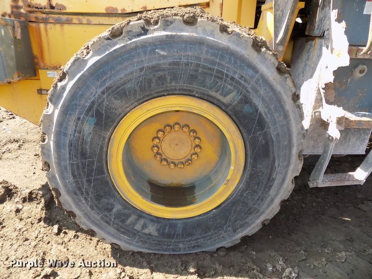 image for item DG2540 1999 Komatsu WA320-3MC wheel loader
