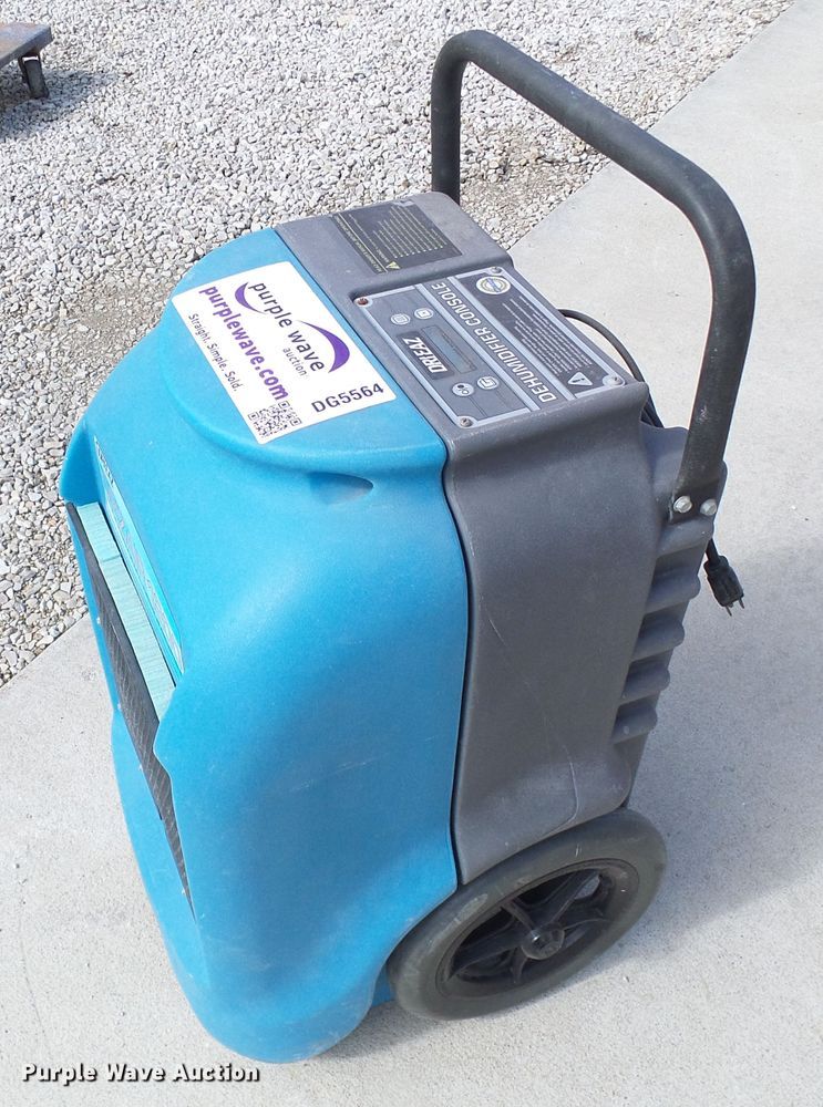 image for item DG5564 Drieaz F203 dehumidifier