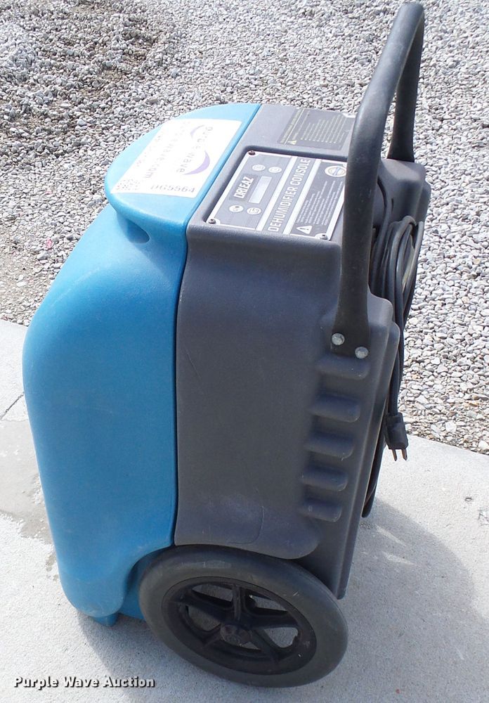 image for item DG5564 Drieaz F203 dehumidifier