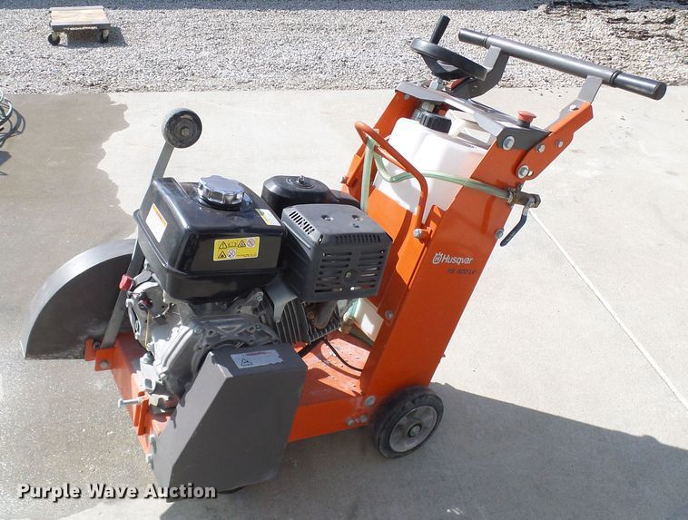 image for item DG5565 Husqvarna FS400LV concrete saw
