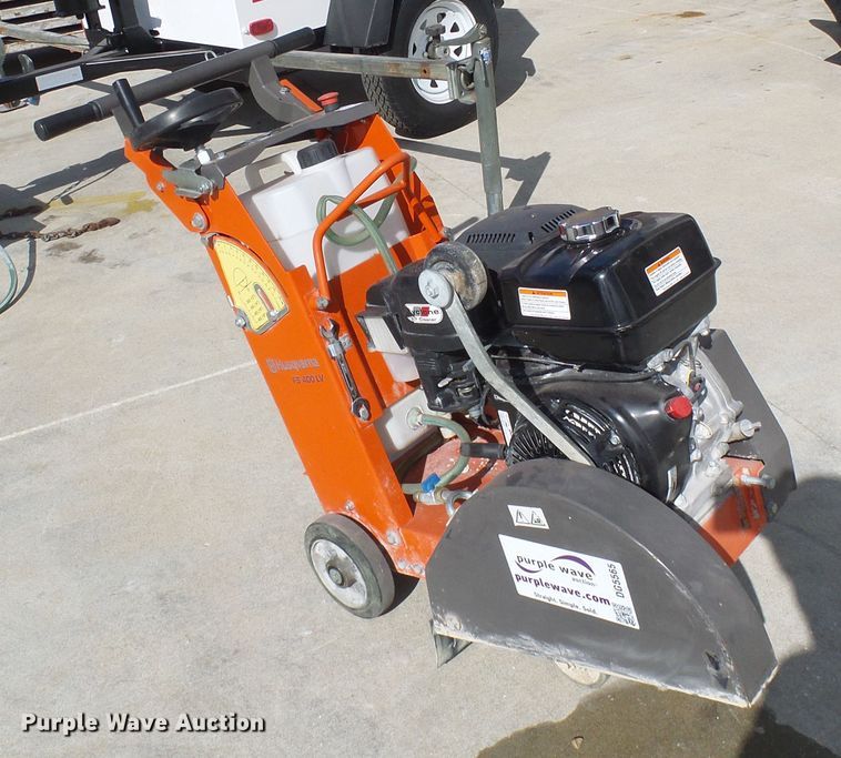 image for item DG5565 Husqvarna FS400LV concrete saw