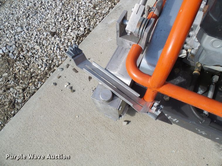 image for item DG5567 2010 Husqvarna Soff Cut X2000E concrete saw