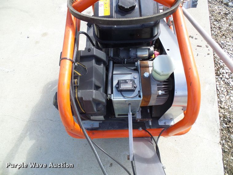 image for item DG5567 2010 Husqvarna Soff Cut X2000E concrete saw