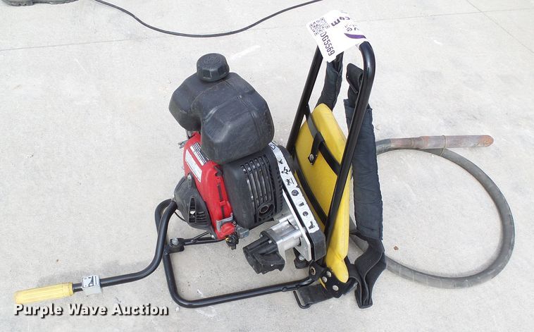 image for item DG5569 Oztec BP-50A concrete vibrator