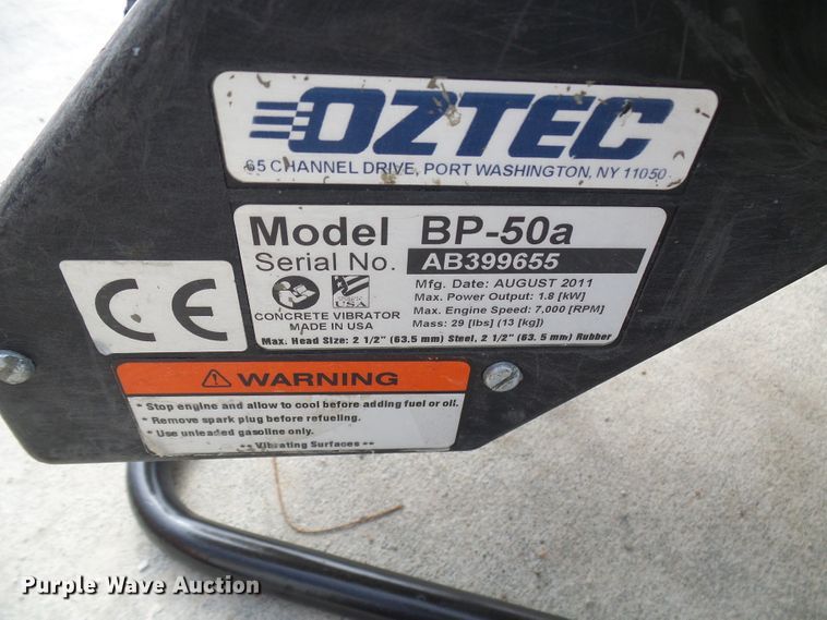 image for item DG5569 Oztec BP-50A concrete vibrator