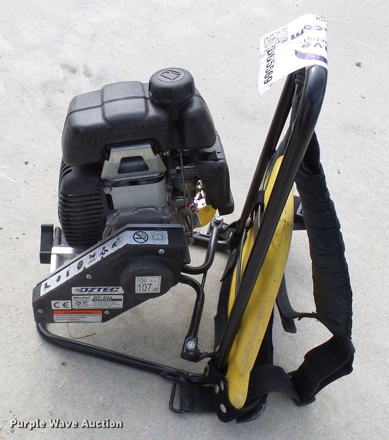 image for item DG5569 Oztec BP-50A concrete vibrator