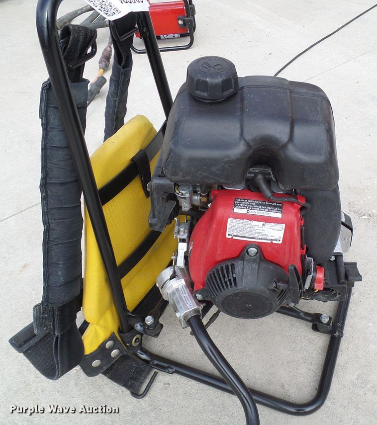 image for item DG5569 Oztec BP-50A concrete vibrator