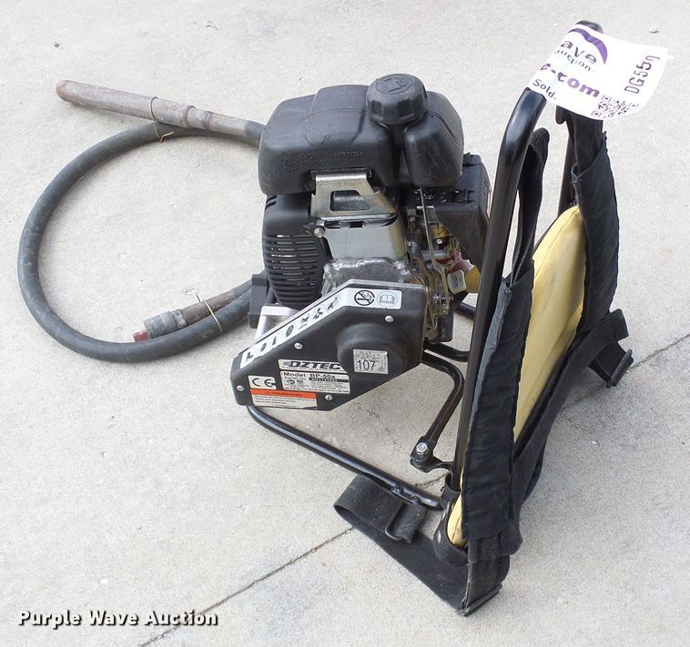image for item DG5570 Oztec BP-50A concrete vibrator