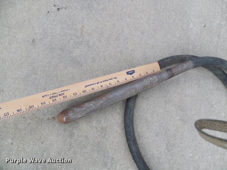 image for item DG5570 Oztec BP-50A concrete vibrator