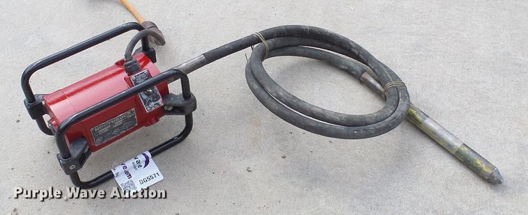 image for item DG5571 Northrock concrete vibrator