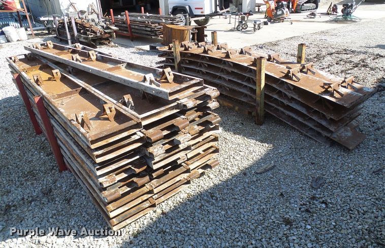 image for item DG5572 Concrete forms