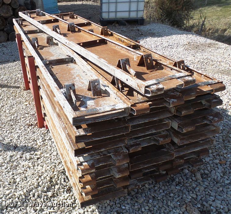 image for item DG5572 Concrete forms