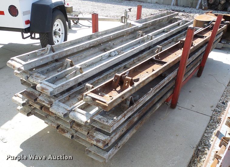 image for item DG5572 Concrete forms